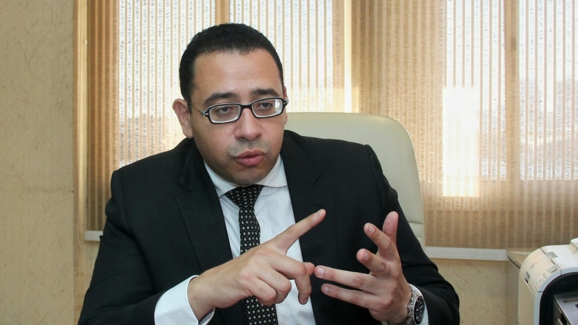 د.عمرو حسن الخبير السكاني