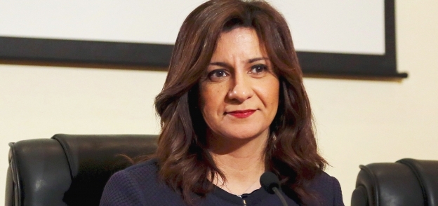 السفيرة نبيلة مكرم وزيرة الهجرة