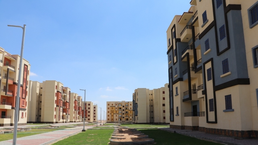 صورة أرشيفية لوحدات الإسكان في مدينة السادات