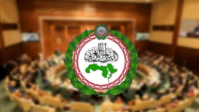 البرلمان العربي يدعم مشروع الشهادات الدولية في التدريس