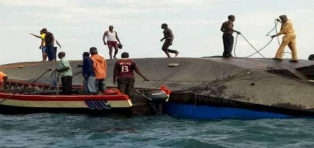 79 قتيلا على الأقل في غرق عبارة في بحيرة فيكتوريا