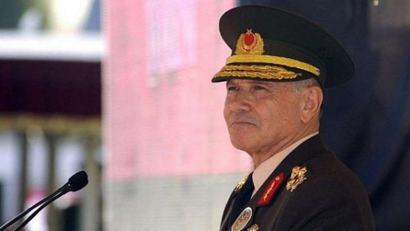القائد السابق في القوات البرية التركية أيتاتش يالمان