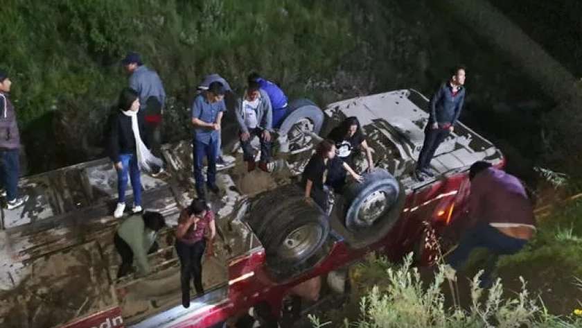 حادث سقوط الحافلة في بيرو