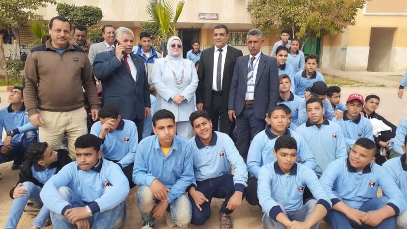مدارس كفر الشيخ تحتفل بيوم الشهيد بعروض عسكرية ورياضية ومسرحيات