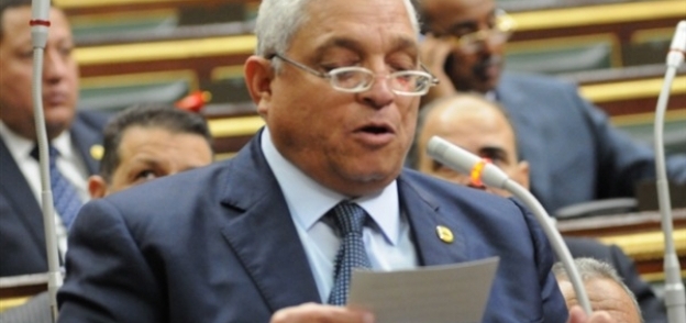 جمال عباس نائب حزب المصريين الأحرار عن دائرة أسيوط