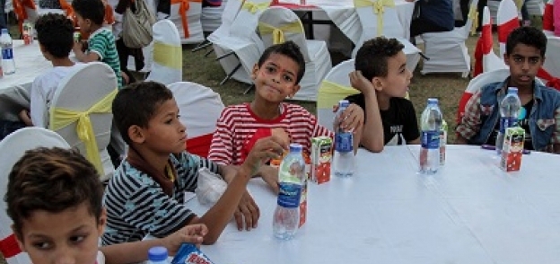الأطفال المشاركون فى حفل الإفطار
