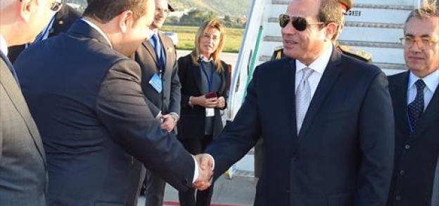 الرئيس السيسي يصل إلى مطار باليرمو