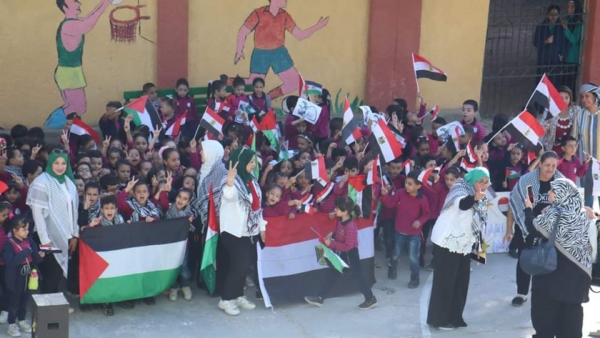 أطفال سوهاج يدعموا أطفال غزة والقضية الفلسطينية