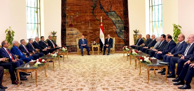 الرئيس «السيسى» خلال لقائه الرئيس اليمنى والوفد المرافق له