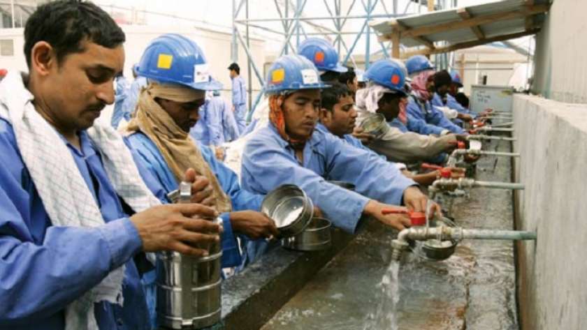 انتهاكات فى حقوق العمال الوفدين بقطر