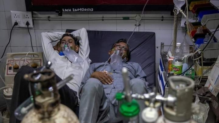 مرضى في مستشفى هندي يعانون من قلة الاكسجين - رويترز