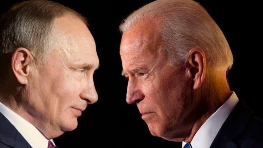 الرئيس الروسي بوتين ونظيره الأمريكي جو بايدن