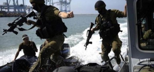 عناصر من قوات بحرية الاحتلال الإسرائيلية