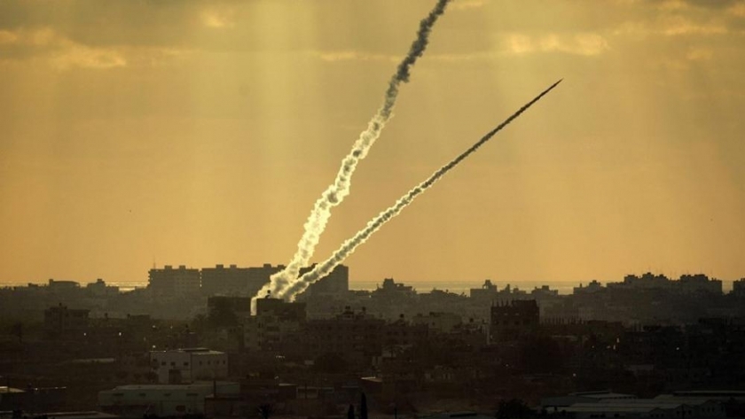 إطلاق صواريخ تجاه بحر غزة