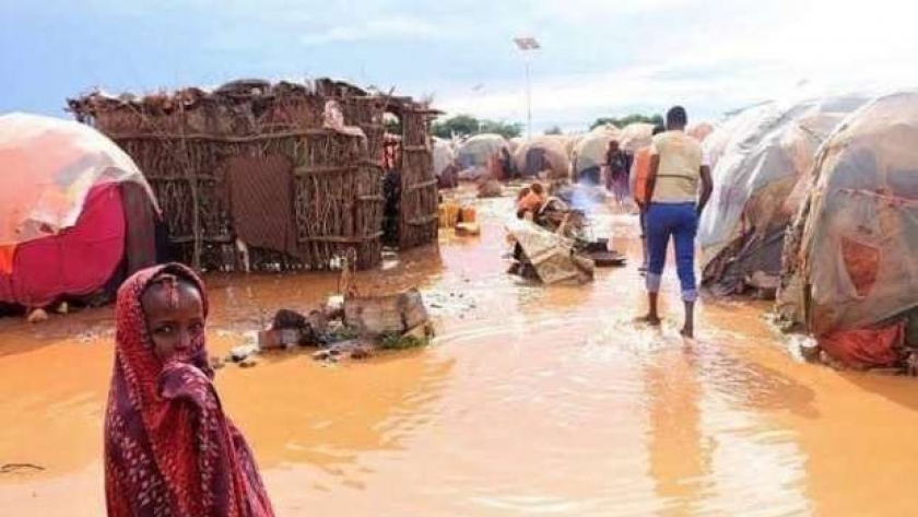 يعاني السودانيون مشكلة الفيضانات سنويا