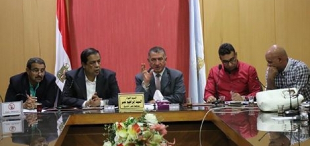 محافظ كفر الشيخ يتابع حملة إسترداد اراضى الدولة