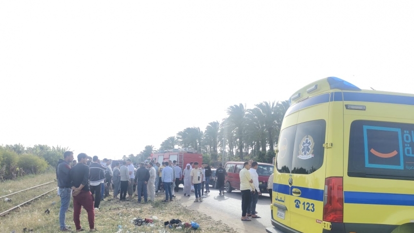 حادث تصادم على طريق القاهرة أسيوط الصحراوي الغربي