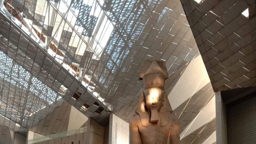 تعامد الشمس على وجه رمسيس بالمتحف المصري الكبير