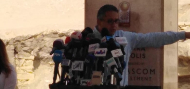 الدكتور خالد عنانى وزير السياحة والاثار