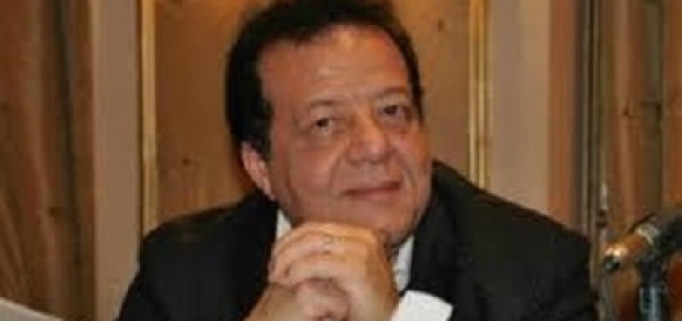 الدكتور عاطف عبد اللطيف عضو بورصة لندن السياحية