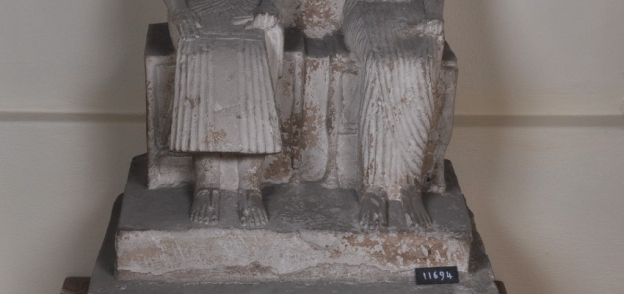 تمثال نخت وزوجته