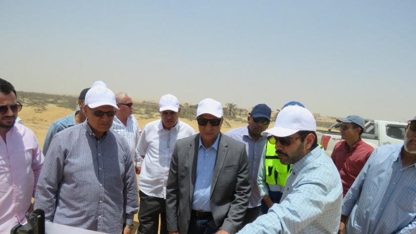 المهندس أمين غنيم يتفقد مشروعات المبادرة الرئاسية سكن لكل المصريين بمدينة العبور الجديدة