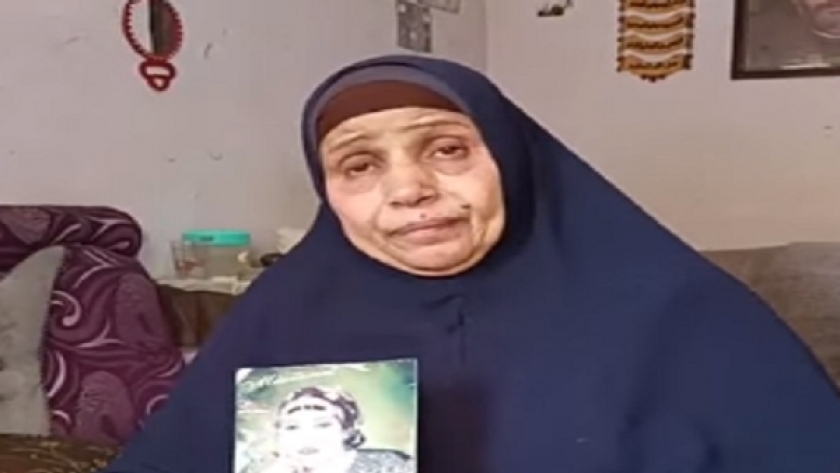 والدة سيدة كفر الشيخ ضحية القتل