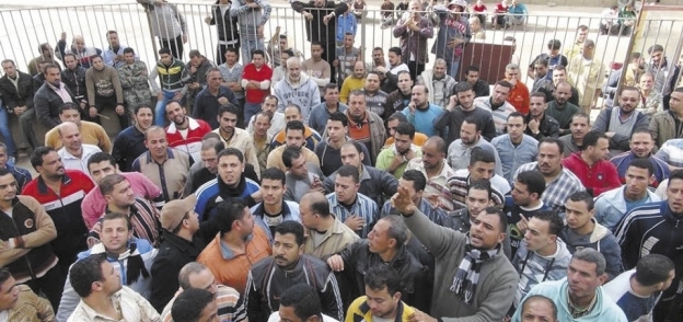جانب من احتجاجات عمالية بالإسكندرية «صورة أرشيفية»