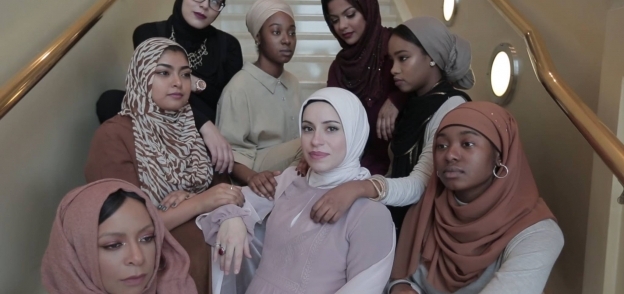 مغنية أمريكية تدعم الحجاب في كليب: "سنلتزم به"