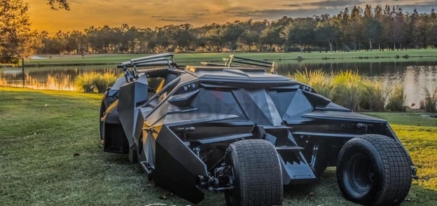 السيارة الأخيرة.. "باتمان تمبلر" معروضة للبيع في دبي بـ2.59 مليون درهم