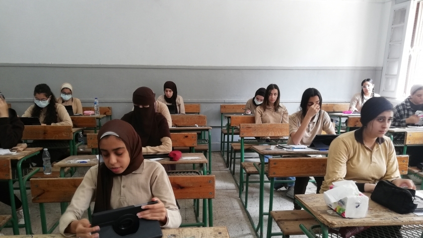 طالبات داخل اللجنة الامتحانية- صورة أرشيفية