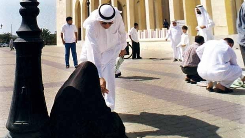 عقوبة التسول في السعودية تشمل السجن أو الغرامة