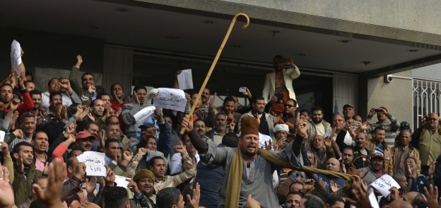 خلاف بين «القوى العاملة» ومجلس الدولة حول مصير عمال مصر
