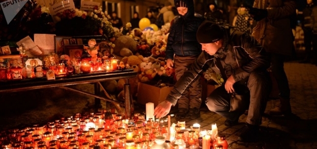 تأبين ضحايا حريق كيميروفو فى روسيا