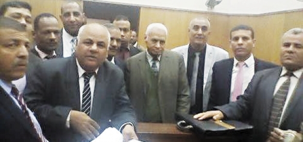 محامو محاكم جنايات «نجع حمادى» يسجلون إضرابهم فى محضر الجلسة