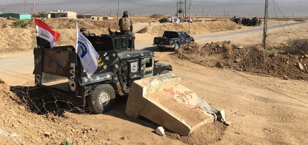 القوات العراقية بالقرب من حقول النفط بكركوك
