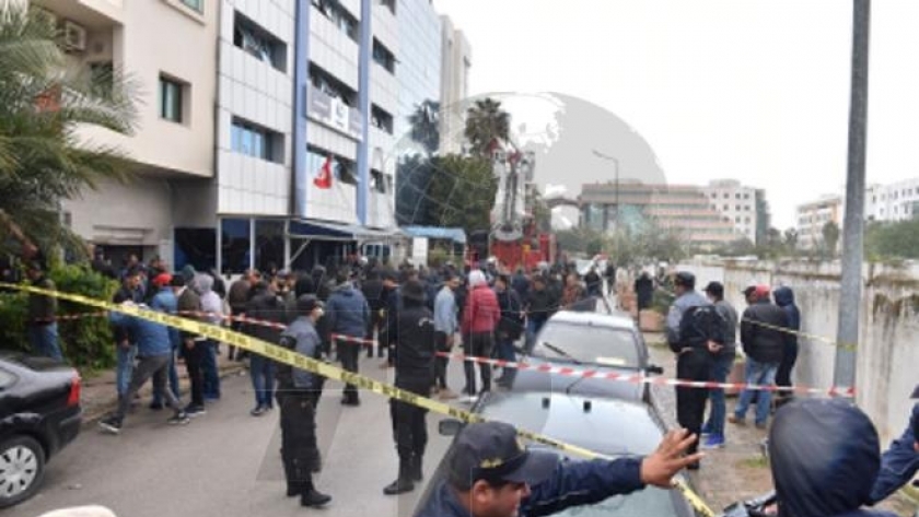 الحماية المدنية التونسية تسيطر على حريق المقر الرئيسي لحزب حركة النهضة التونسية