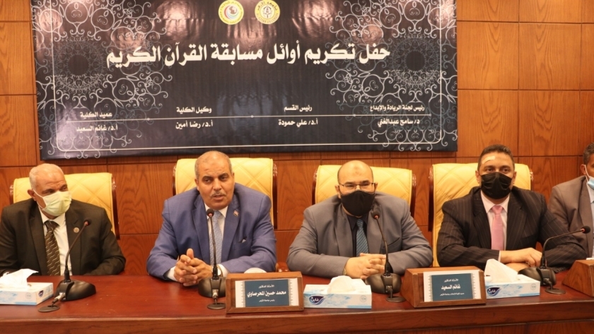 رئيس جامعة الأزهر يقرر إعفاء الطلاب المتميزين في حفظ القرآن الكريم من المصروفات الدراسية