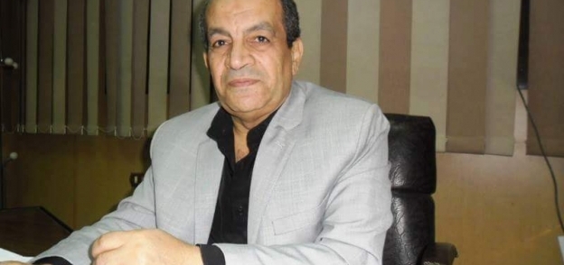 الدكتور محمد موسى وكيل وزارة الصحة بالوادى الجديد