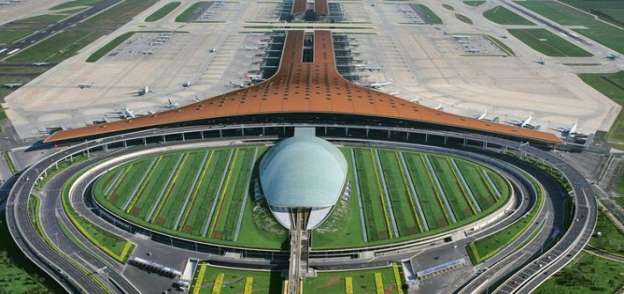 مطار بكين الدولي الجديد