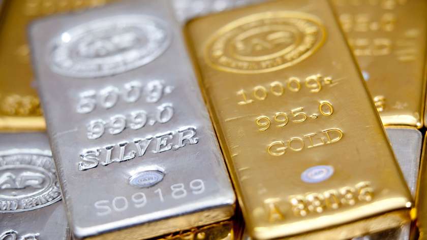 أسعار الفضة والذهب في تراجع