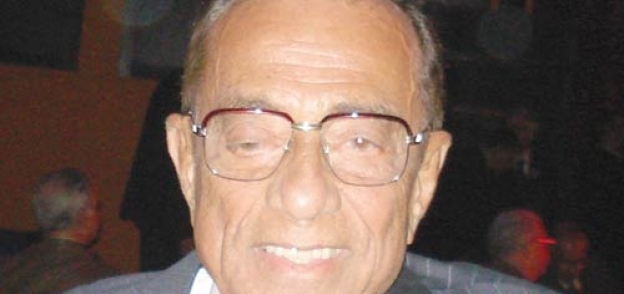 حسين سالم