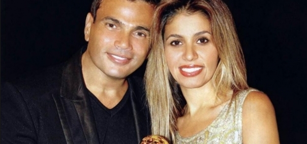 عمرو دياب وزوجته