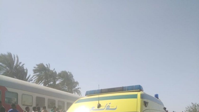 حادث تصادم قطارين بمركز طهطا بسوهاج