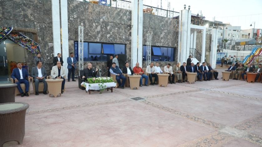 محافظ بني سويف يشهد حفل إفطار جماعي لرؤساء المدن والقرى