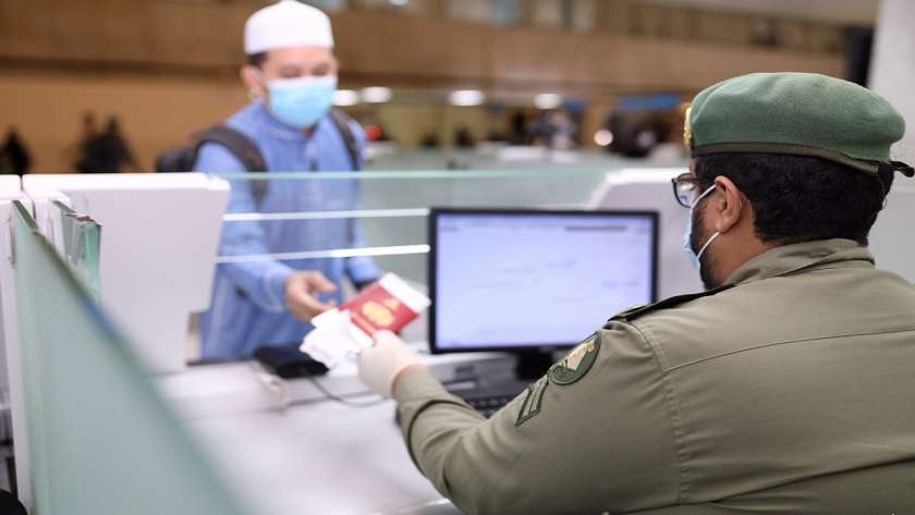أتاحت الجوازات السعودية رابطا لتسجيل لقاح كورونا للمسافرين