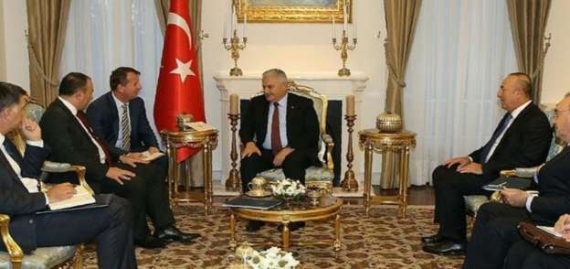 يلديريم يستقبل وزير خارجية البوسنة والهرسك في أنقرة
