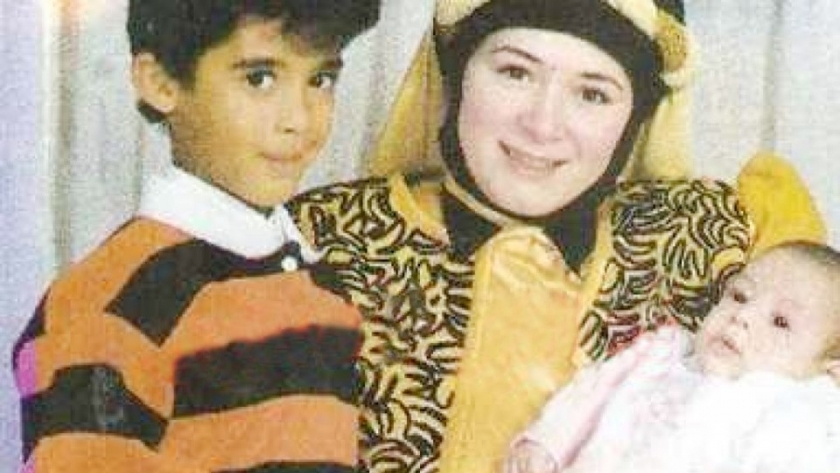 هيثم أحمد زكي ووالدته