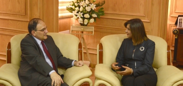 وزيرة الهجرة والسفير الارمينى بالقاهرة