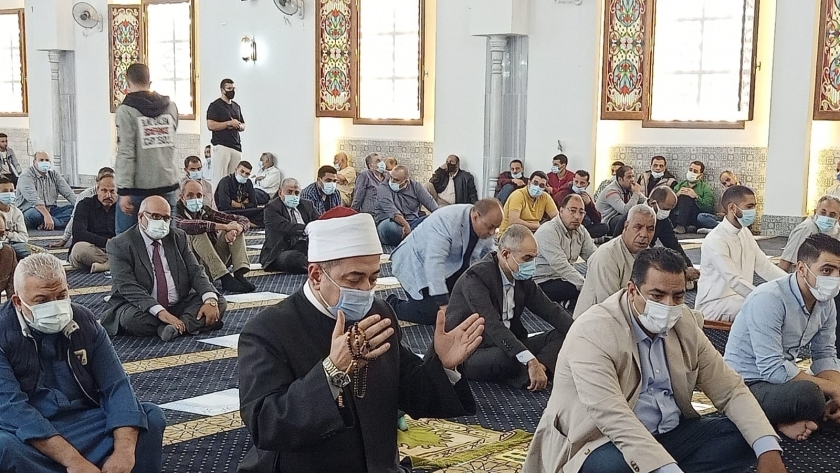 الصلاة في مساجد القليوبية